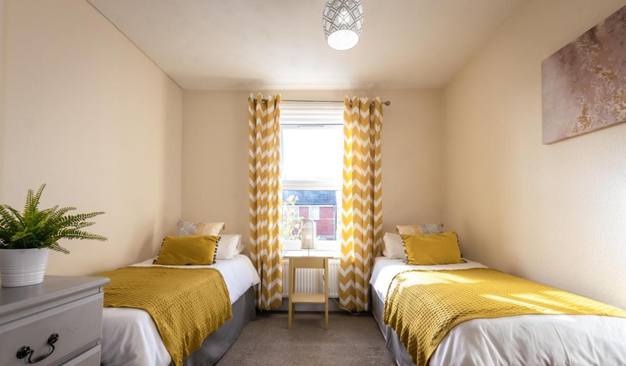 3-Bedroom House L Fast Wi-Fi L Garden L Newly Decorated L Close To Shops And Restaurants Bournemouth Exteriér fotografie
