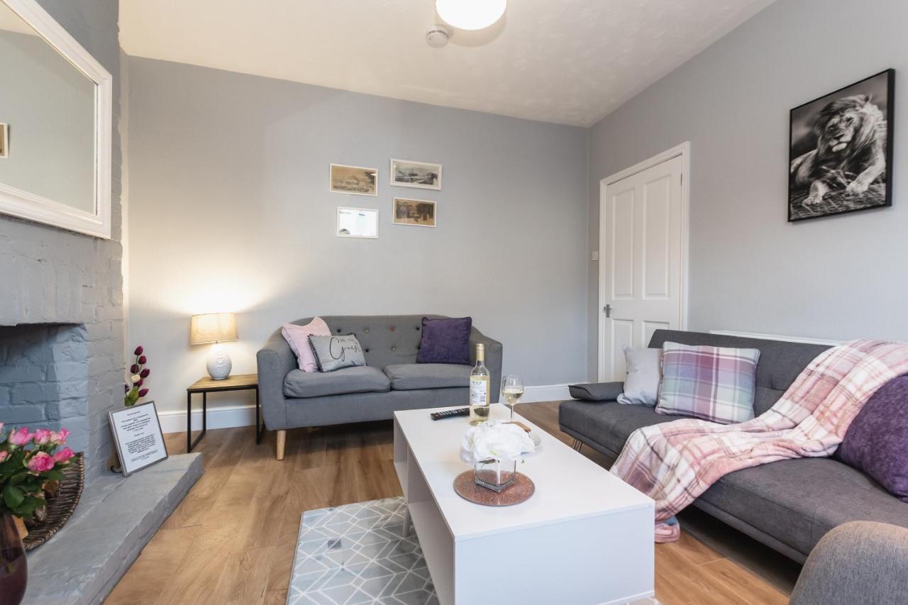 3-Bedroom House L Fast Wi-Fi L Garden L Newly Decorated L Close To Shops And Restaurants Bournemouth Exteriér fotografie
