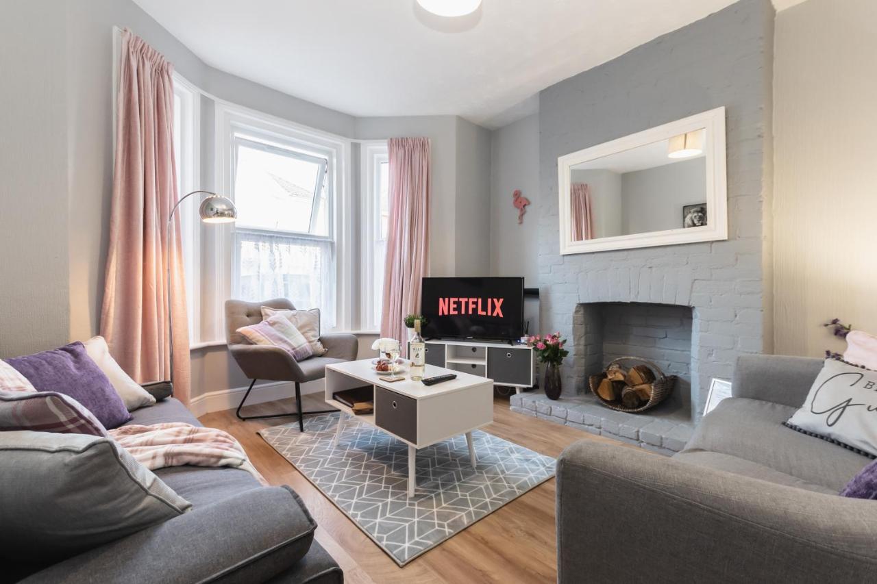 3-Bedroom House L Fast Wi-Fi L Garden L Newly Decorated L Close To Shops And Restaurants Bournemouth Exteriér fotografie
