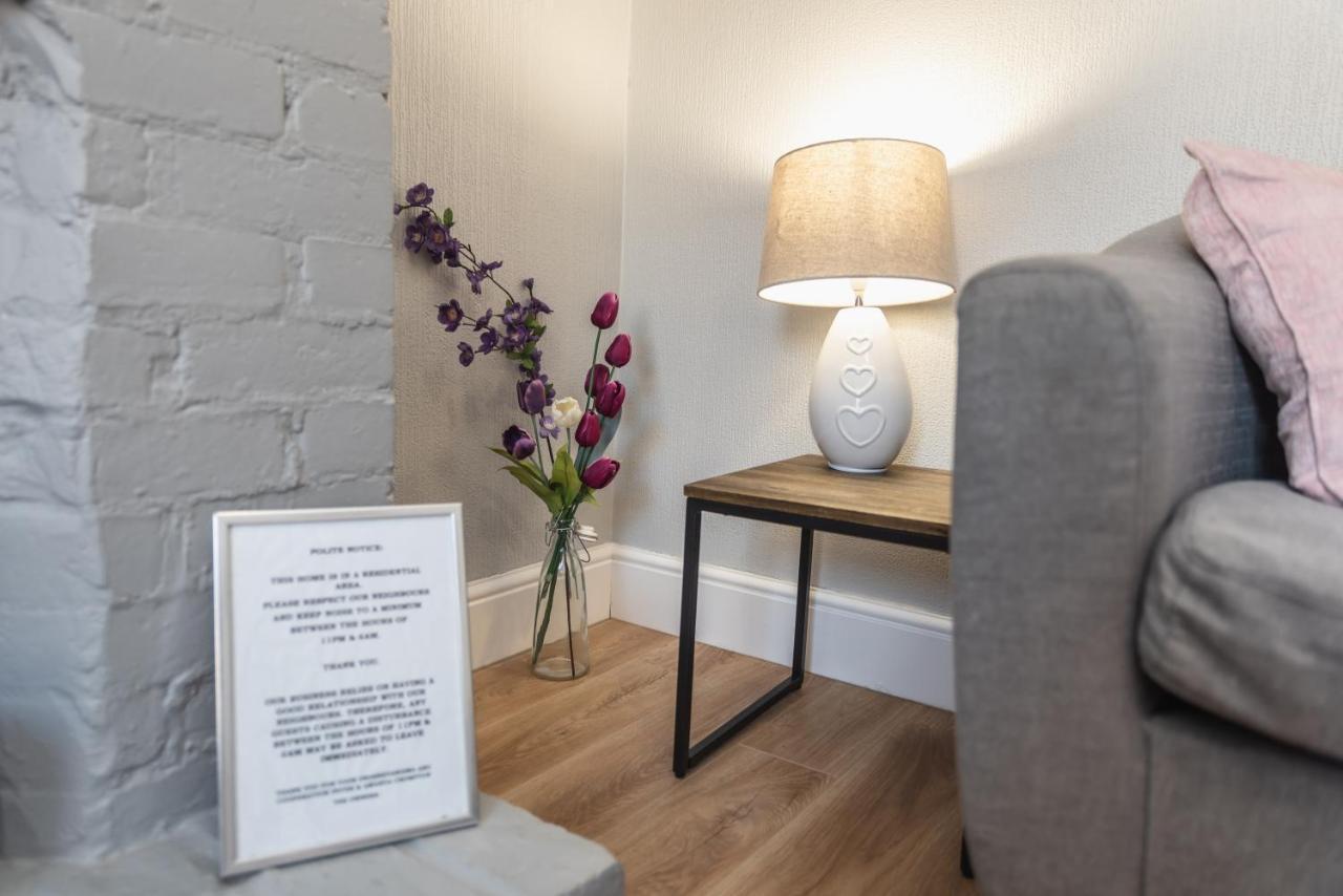 3-Bedroom House L Fast Wi-Fi L Garden L Newly Decorated L Close To Shops And Restaurants Bournemouth Exteriér fotografie