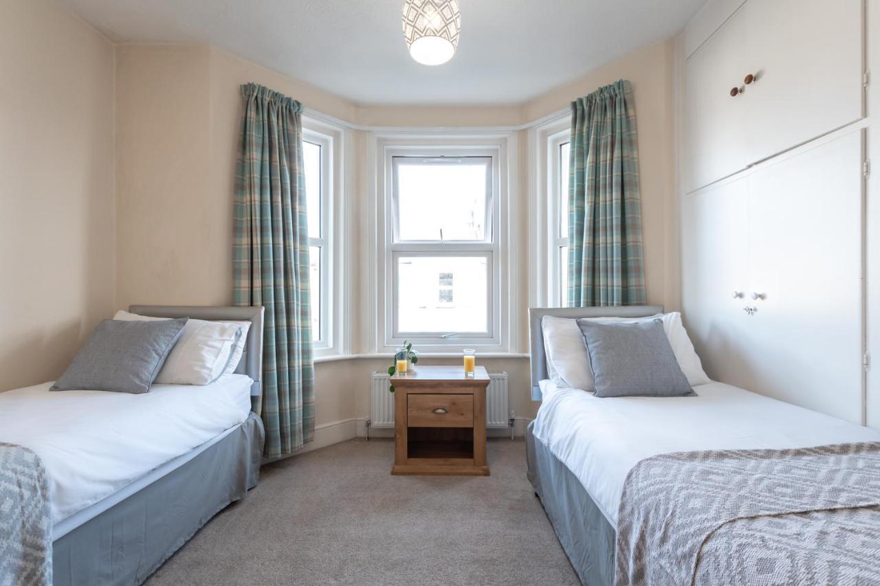 3-Bedroom House L Fast Wi-Fi L Garden L Newly Decorated L Close To Shops And Restaurants Bournemouth Exteriér fotografie